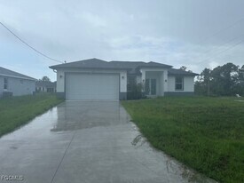2719 34th St W in Lehigh Acres, FL - Building Photo
