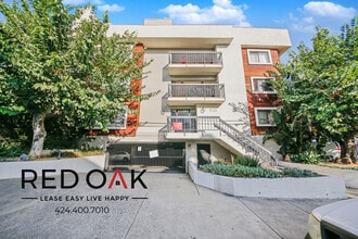 1522 N Formosa Ave, Unit 107 in Los Angeles, CA - Building Photo - Building Photo