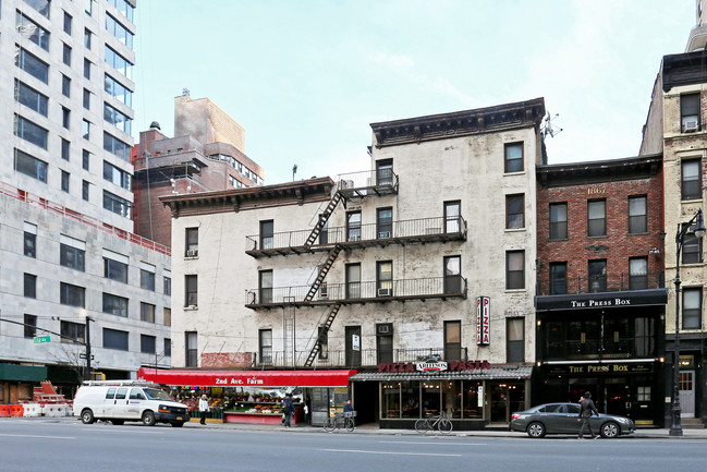 936 Second Ave in New York, NY - Building Photo - Building Photo