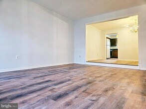 3957 Hancock Forest Trail in Annandale, VA - Building Photo - Building Photo