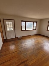 2216 Lincoln Ave in Plattsmouth, NE - Building Photo - Building Photo