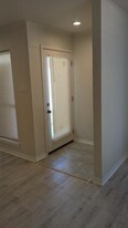 1005 W Martin Luther King Jr Blvd in Austin, TX - Building Photo