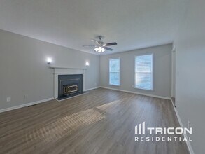 5909 Edinborough Dr in Charlotte, NC - Building Photo - Building Photo