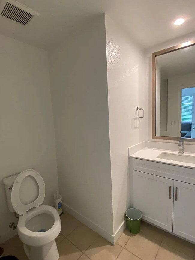 576 Asilomar Wy in Goleta, CA - Building Photo - Building Photo