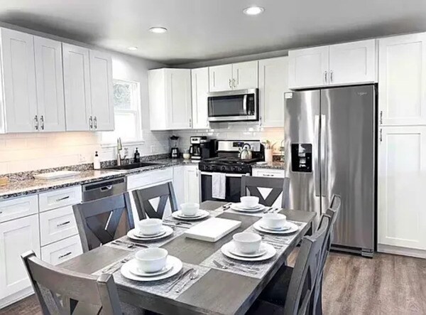 9608 W 56th Pl in Arvada, CO - Foto de edificio