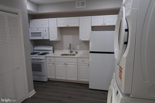 property at 2833 Brendan Ave