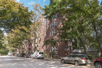 Terrace Gardens Plaza in Brooklyn, NY - Foto de edificio - Building Photo