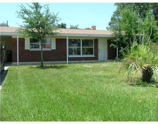 4601 W Oakellar Ave in Tampa, FL - Building Photo