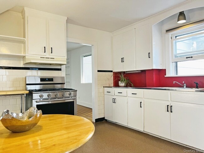 154 Hudson Terrace in Piermont, NY - Building Photo - Building Photo