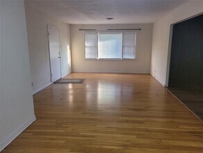 2953 Primrose Ln in Farmers Branch, TX - Building Photo - Building Photo