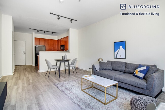 754 The Alameda, Unit FL2-ID553 in San Jose, CA - Foto de edificio - Building Photo