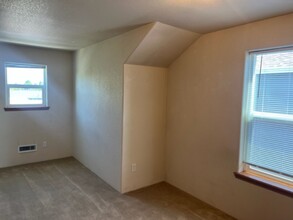 318 Brookhaven Dr in Central Point, OR - Building Photo - Building Photo