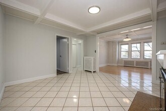 120 S Broadway in Tarrytown, NY - Building Photo - Building Photo