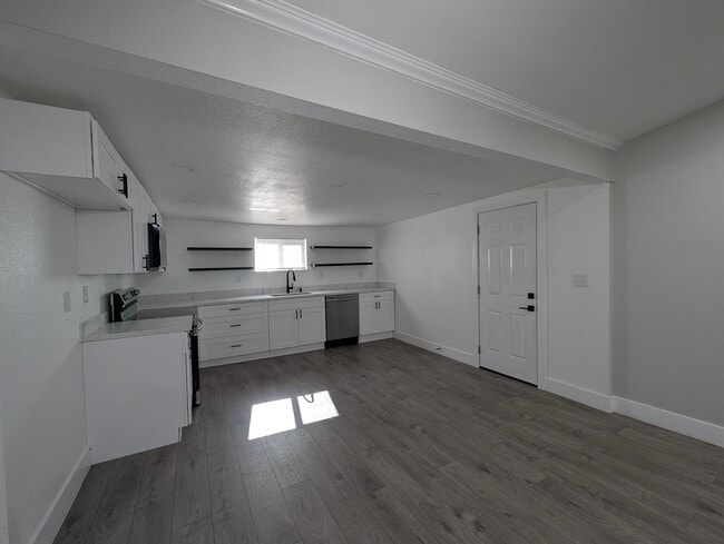 95 Arbol Ave in Oroville, CA - Foto de edificio - Building Photo