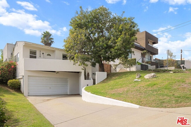 property at 3124 18th St