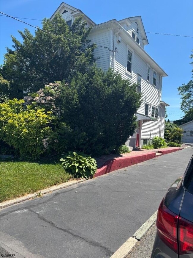 property at 2074 Stowe St