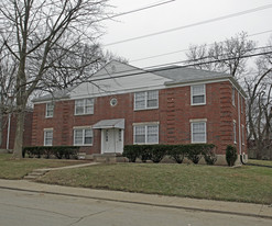 2224 Ravenwood Ave in Dayton, OH - Building Photo