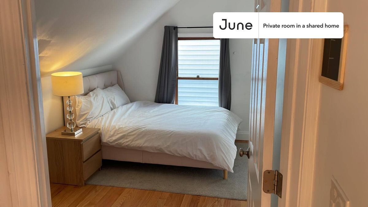 Room in Shared 6 bed/2 bath home in Boston, MA - Building Photo