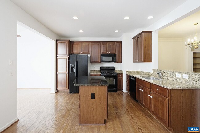 property at 920 Rainier Rd
