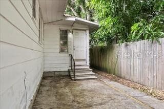 property at 726 W Central Ave