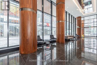19-3219 Bathurst St in Toronto, ON - Building Photo - Building Photo