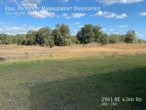 2961 NE 43rd Rd in Ocala, FL - Foto de edificio - Building Photo