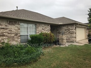 7652 Brittany Pl in Fort Worth, TX - Building Photo - Building Photo