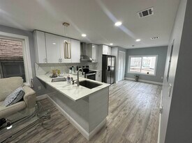 514 43rd St in Union City, NJ - Building Photo