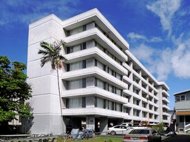 Makiki Palms in Honolulu, HI - Building Photo