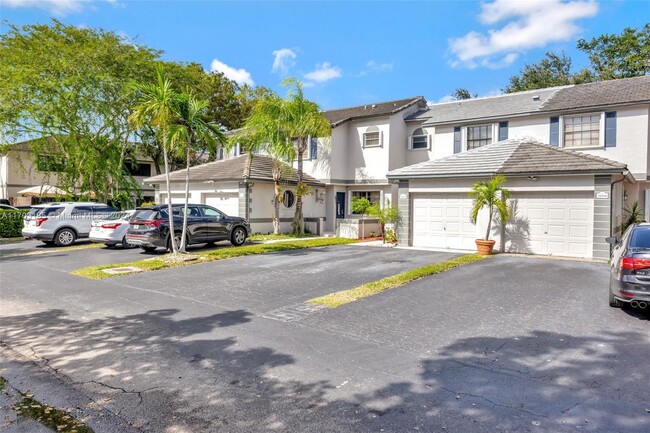 15443 SW 111th Ln in Miami, FL - Building Photo - Building Photo