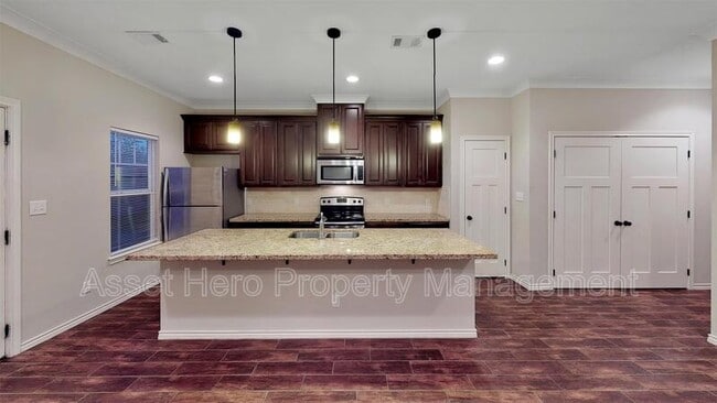 1202 Oney Hervey Dr in College Station, TX - Building Photo - Building Photo