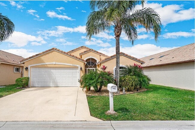 property at 7954 Stirling Bridge Blvd S