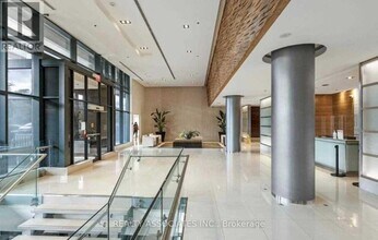 2885 Bayview Ave in Toronto, ON - Building Photo - Building Photo