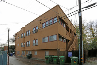 2218 10th St in Sacramento, CA - Building Photo - Building Photo