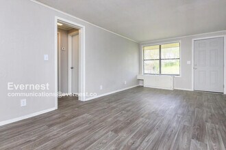 156 Safe Harbor Dr in Goodlettsville, TN - Foto de edificio - Building Photo