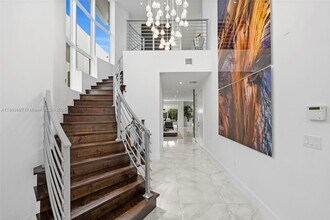 9730 NW 75th Terrace in Doral, FL - Building Photo - Building Photo