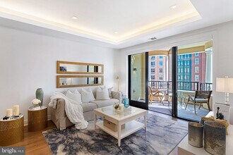 8551 Connecticut Ave-Unit -506 in Chevy Chase, MD - Building Photo - Building Photo