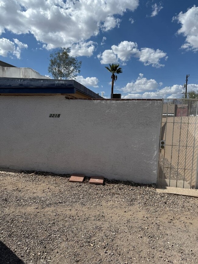 3220 E Lee St in Tucson, AZ - Building Photo - Building Photo
