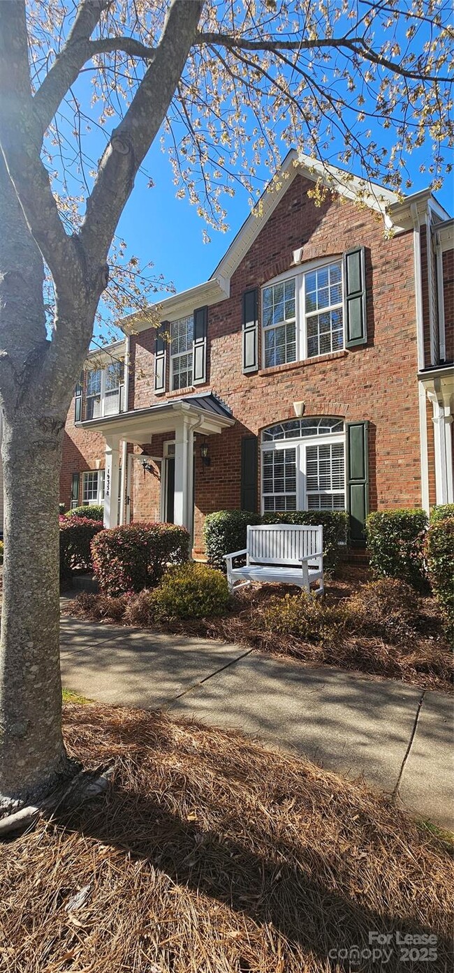 19358 Makayla Ln in Cornelius, NC - Building Photo - Building Photo