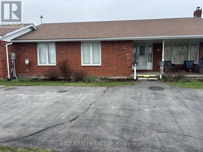 1162 County Rd 3 in Belleville, ON - Building Photo - Building Photo