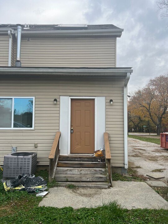 4200 Deer Park Rd in Randallstown, MD - Building Photo