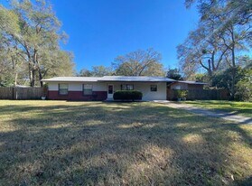 155 SW 265 Terrace in Newberry, FL - Building Photo