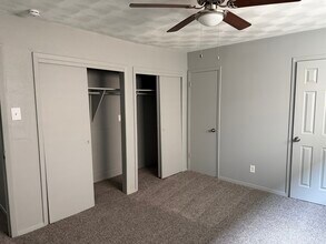 1200 N Fourth St in Longview, TX - Building Photo - Building Photo