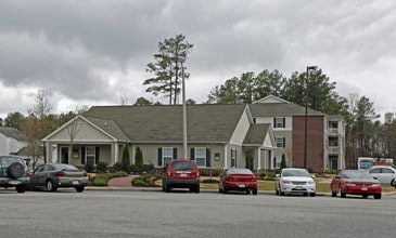 Kates Trace in Newport News, VA - Building Photo - Building Photo