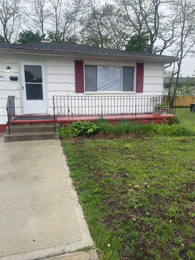 property at 144 N 22nd St