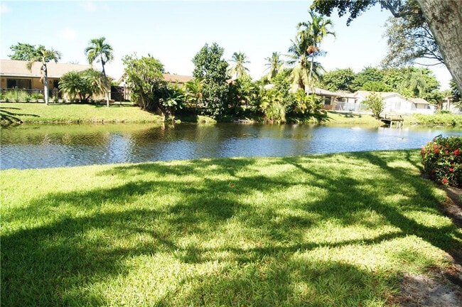 3781 Cocoplum Cir