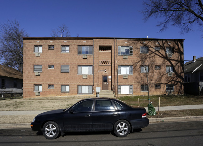 3312 E St SE in Washington, DC - Building Photo - Building Photo