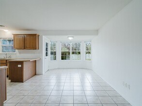 2110 SE Atherton Cir in Bentonville, AR - Building Photo - Building Photo