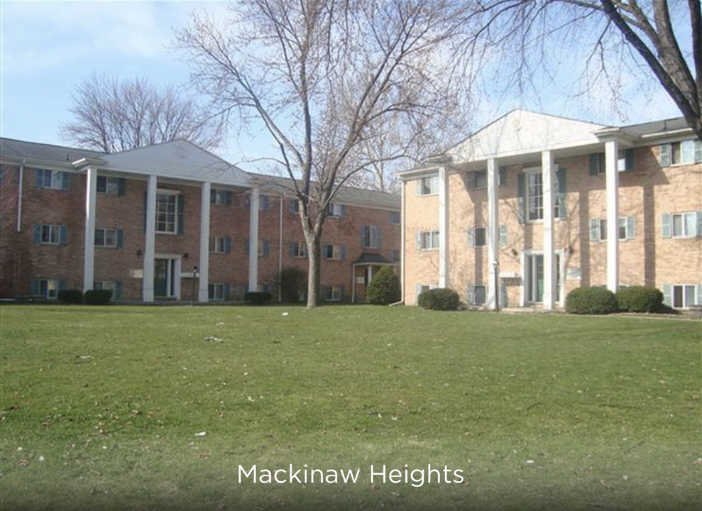 Mackinaw Heights in Saginaw, MI - Foto de edificio