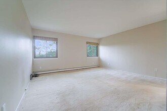 13 Bayberry Ln in Rye Brook, NY - Building Photo - Building Photo